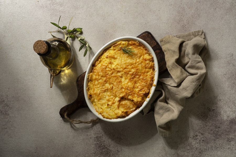 Cheesy Crescent Roll Casserole