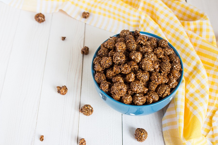 Chewy Peanut Butter Oatmeal Balls